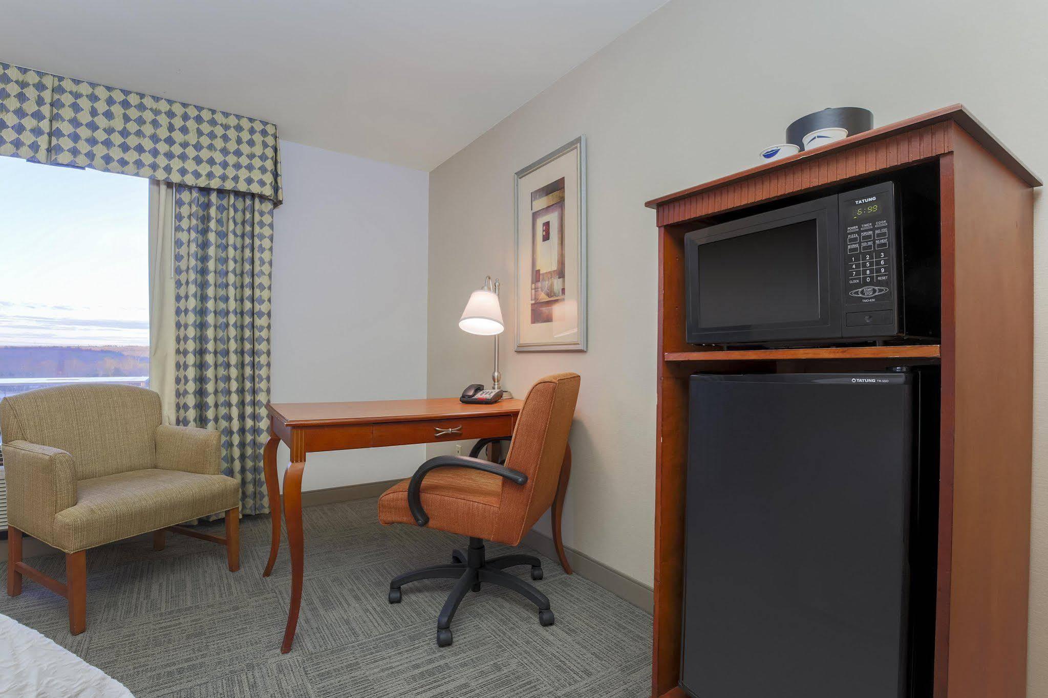 Hampton Inn & Suites Providence / Smithfield Exteriér fotografie