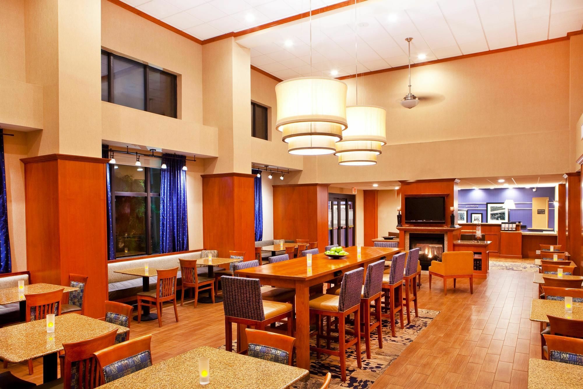 Hampton Inn & Suites Providence / Smithfield Exteriér fotografie